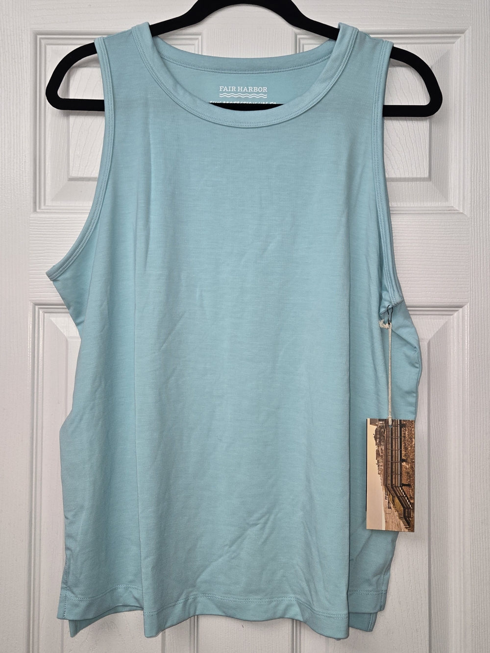 Fair Harbor Womens Seabreeze Tank Top L Large Antigua Sand Light Blue UPF 50 NWT